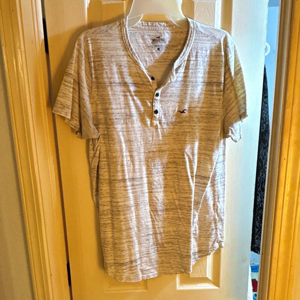 Hollister Surf Team Henley Tee Mens L Gray Heathered Short Sleeve Shirt